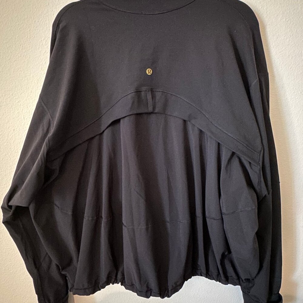 lululemon jacket - Picture 3 of 3